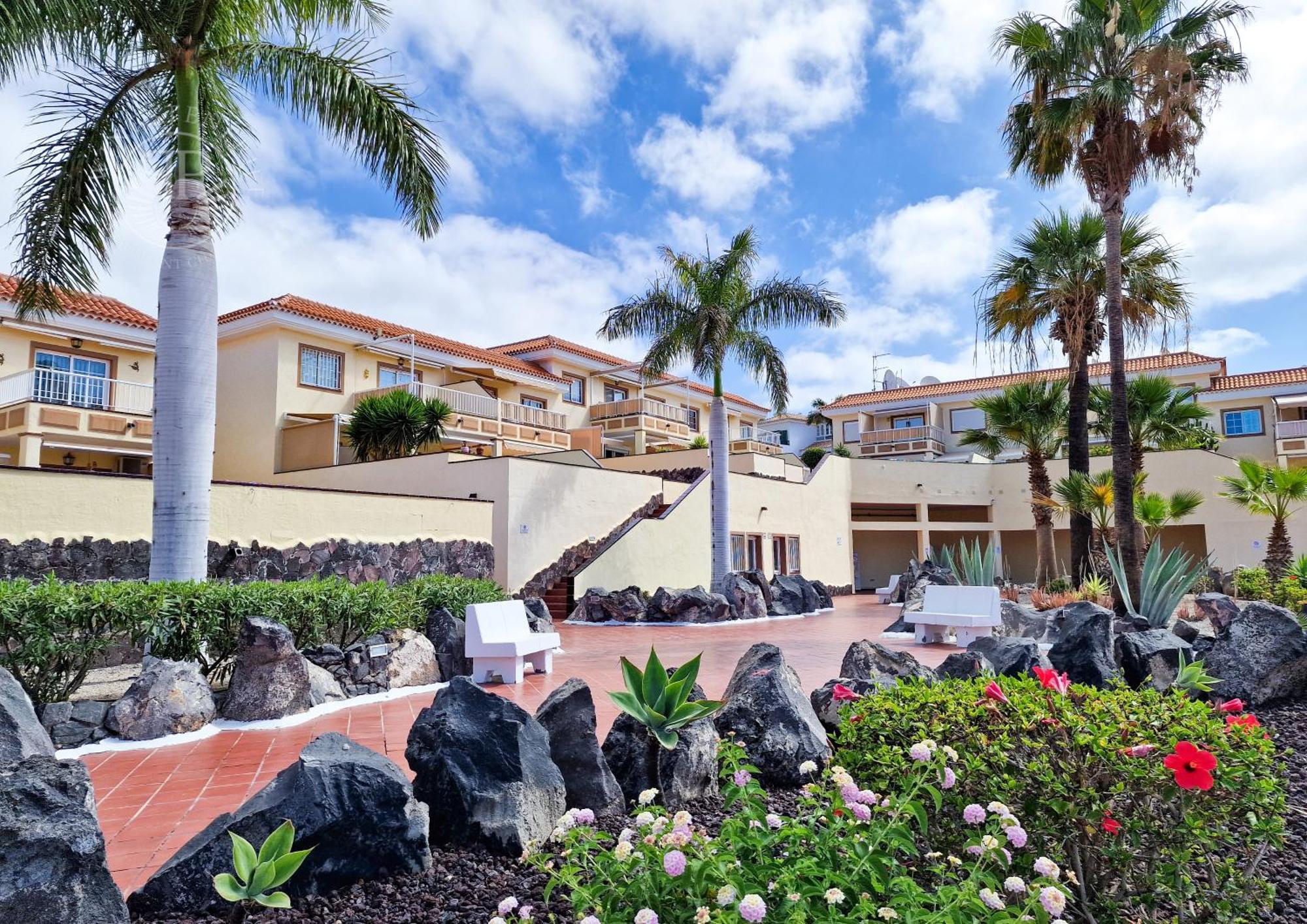 2 Wings Tenerife - Apartment Chayofa Bagian luar foto